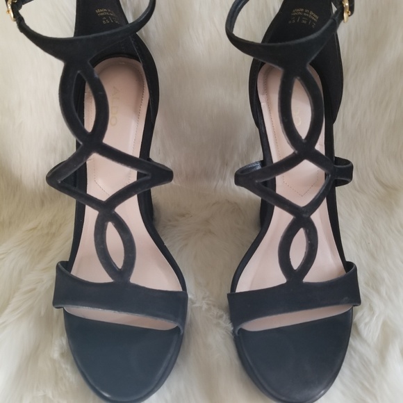 *SOLD* Aldo Unelinia Sandals Size 8.5 - Picture 2 of 4